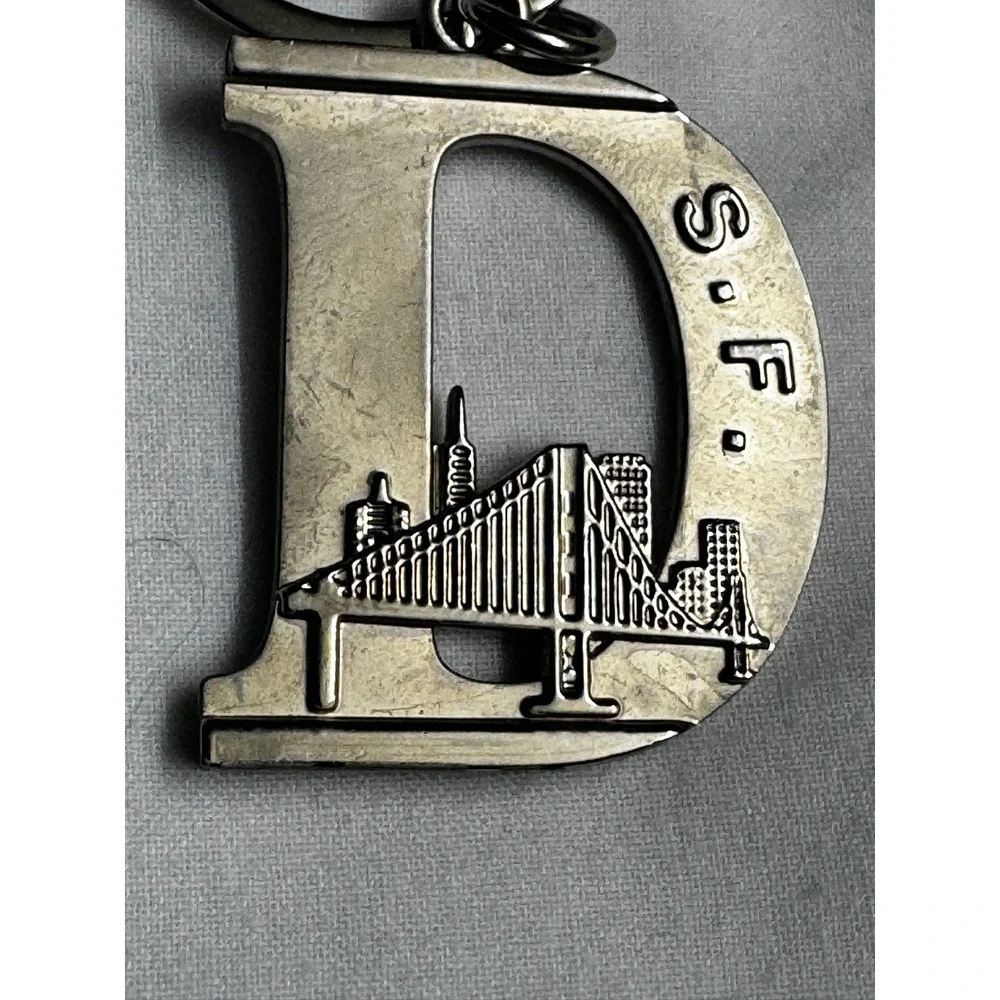 HPL Productions San Francisco Letter D Keychain Silver Tone Skyline S.F. Vintage